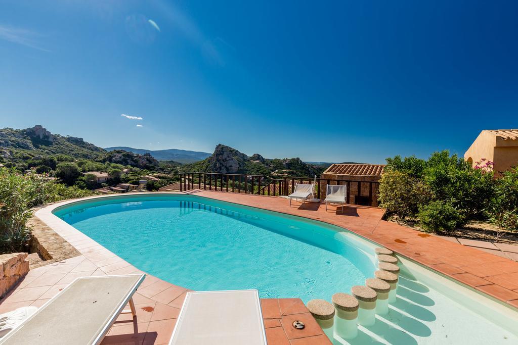 Violetta Britton Villa Costa Paradiso Bagian luar foto